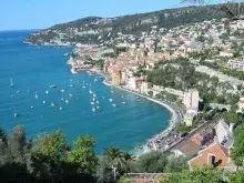 Zatoka Villefranche-sur-Mer (Wikipedia)