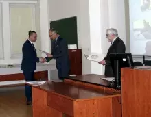 fot 3